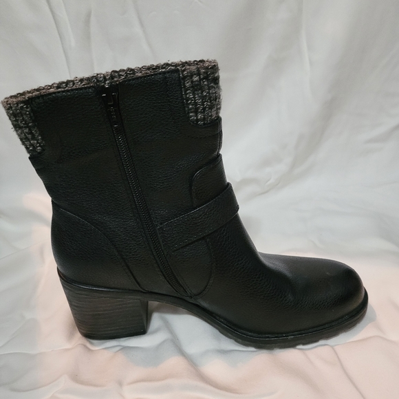 Baretraps  Women's Size 8M  Black Boots/Bootie - Picture 3 of 16